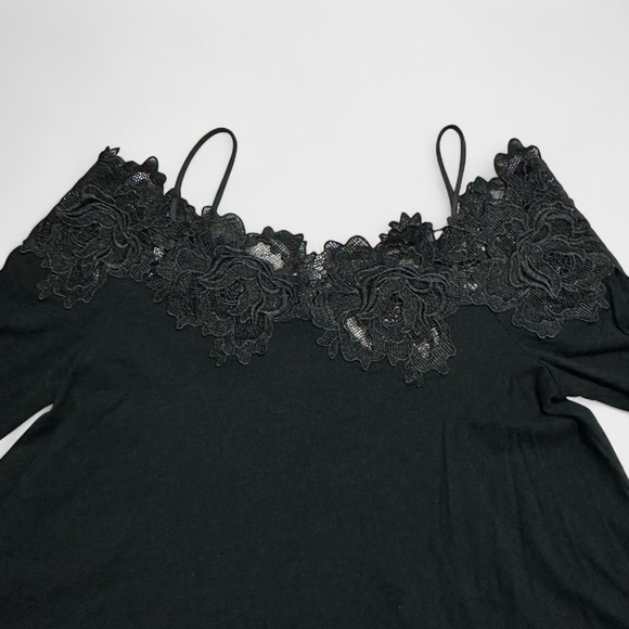 Anthropologie Meadow Rue Top Womens Medium Cold Shoulder Lace Accent Blouse Boho - Picture 13 of 14